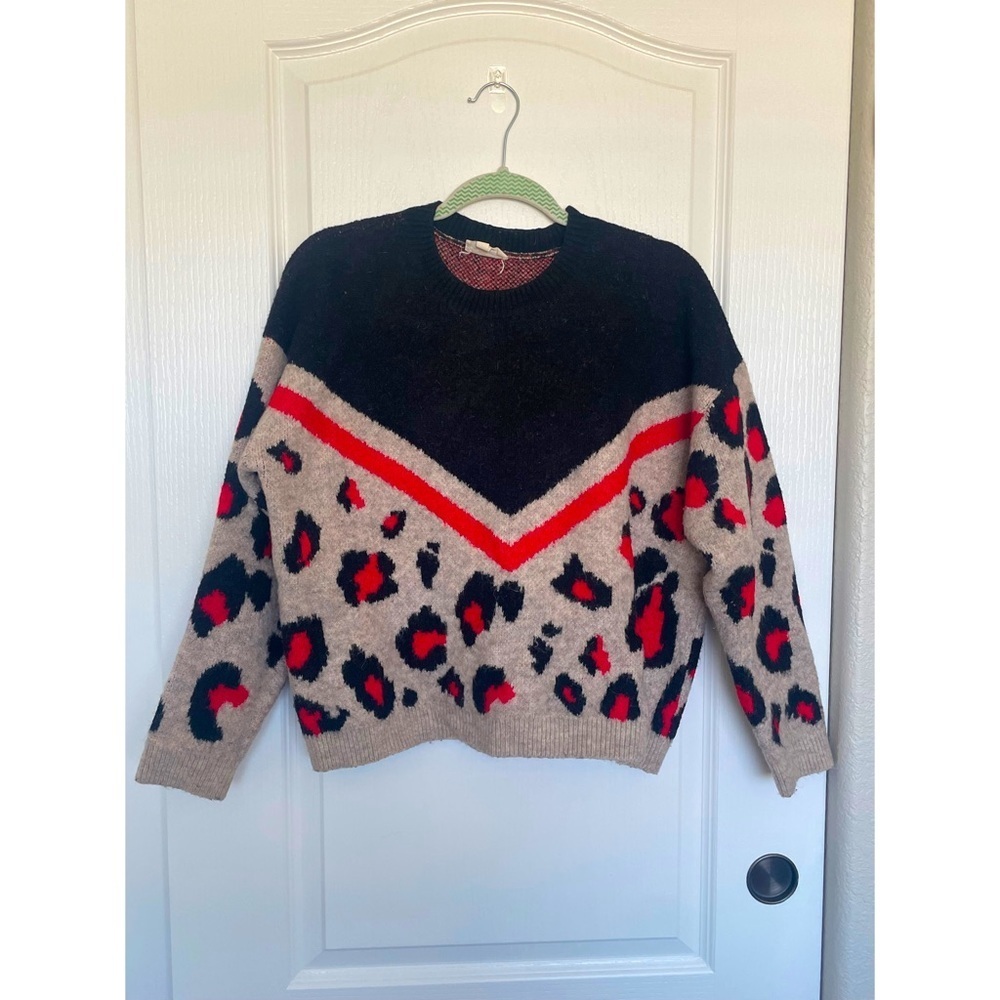 ADORA leopard print sweater